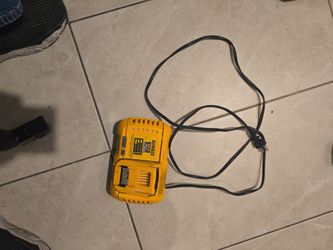 Dewalt Fast Charger