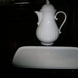 Vintage White Kaiser Tea Pot and Serving Tray