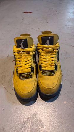 Jordan 4 Lightning
