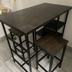 Bar Table And Bar Stools