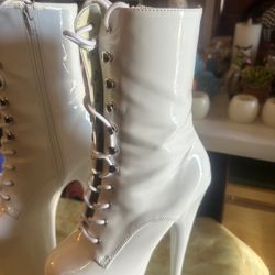 Botas