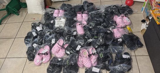 Crocs talla 6 hombre 8 mujer y 7hombre y 9 mujer