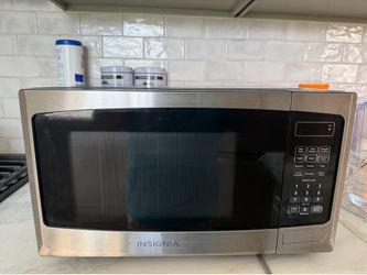 Microwave Insignia