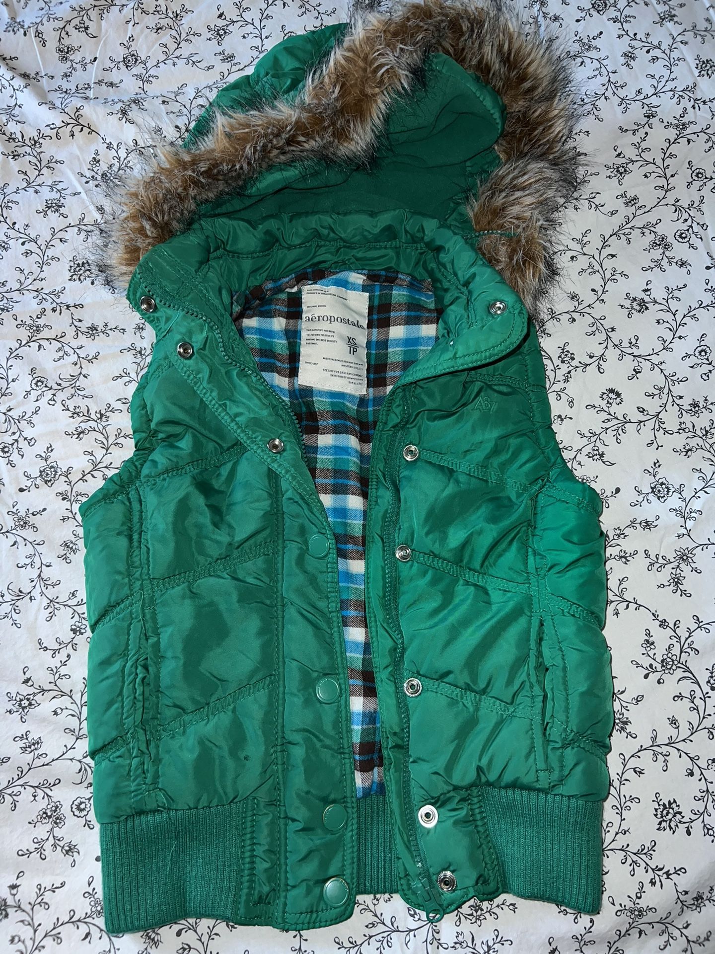 Green Aeropostale Puffer Vest With Removable Hood