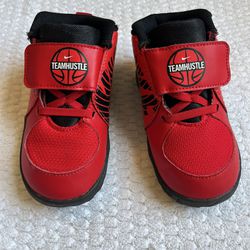 Nike Boys TEAM HUSTLE D Toddlers University Red/Black-White AQ4226 Shoes Size 8C