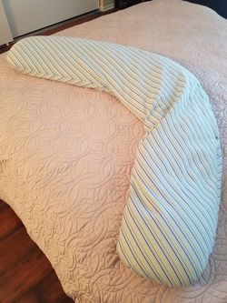 Pregnancy pillow