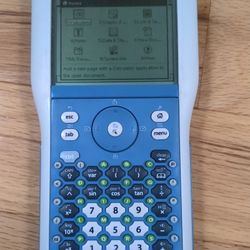 Texas Instruments TI-nspire Graphing Calculator + Extra TI-84 Plus Keypad