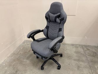 RESPAWN 110 Pro Ergonomic Gaming Chair with Extendable Footrest in Grey