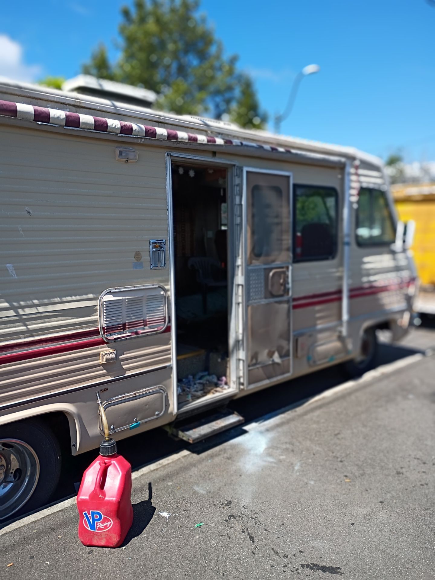 83 pace arrow rv