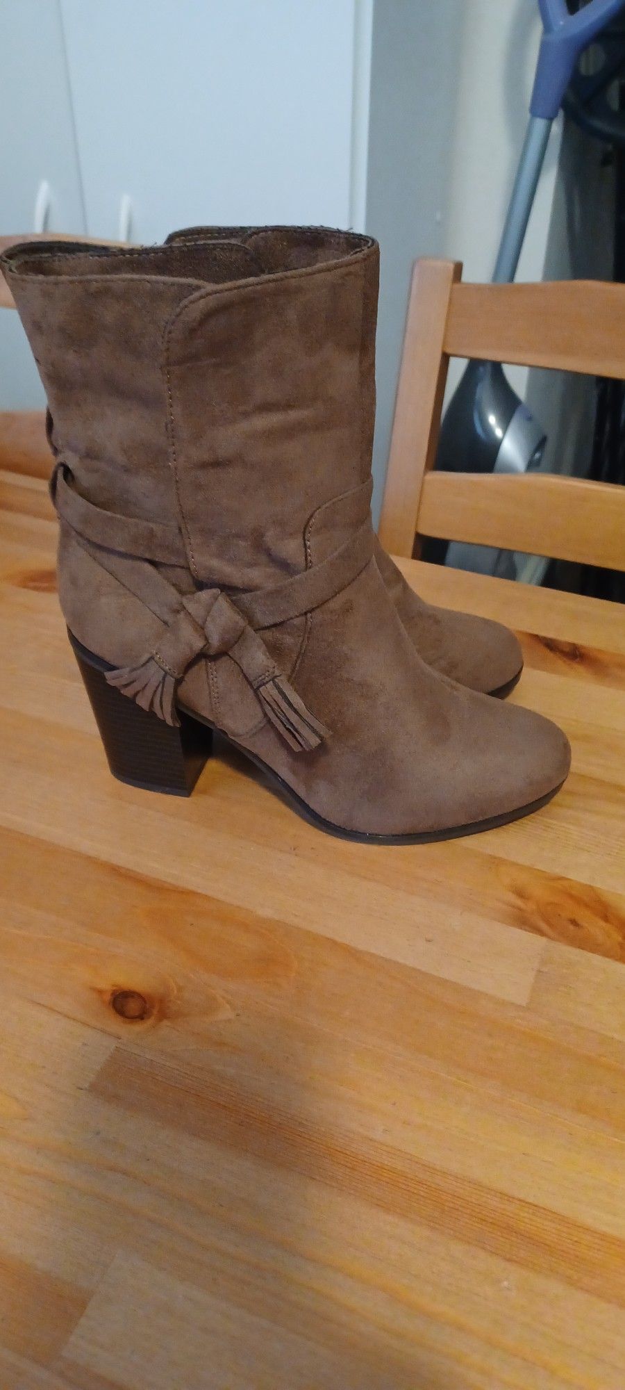 New Parker & Sky Heel Boots Carmel Color Women's 9.5