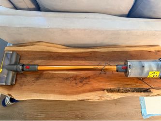 dyson cyclone v10 fluffy