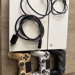 PS4