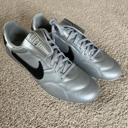 Nike Soccer Cleats Shoes Size 8.5 Futbol Sports 