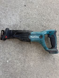 Makita LXT 18V Cordless Reciprocating Saw