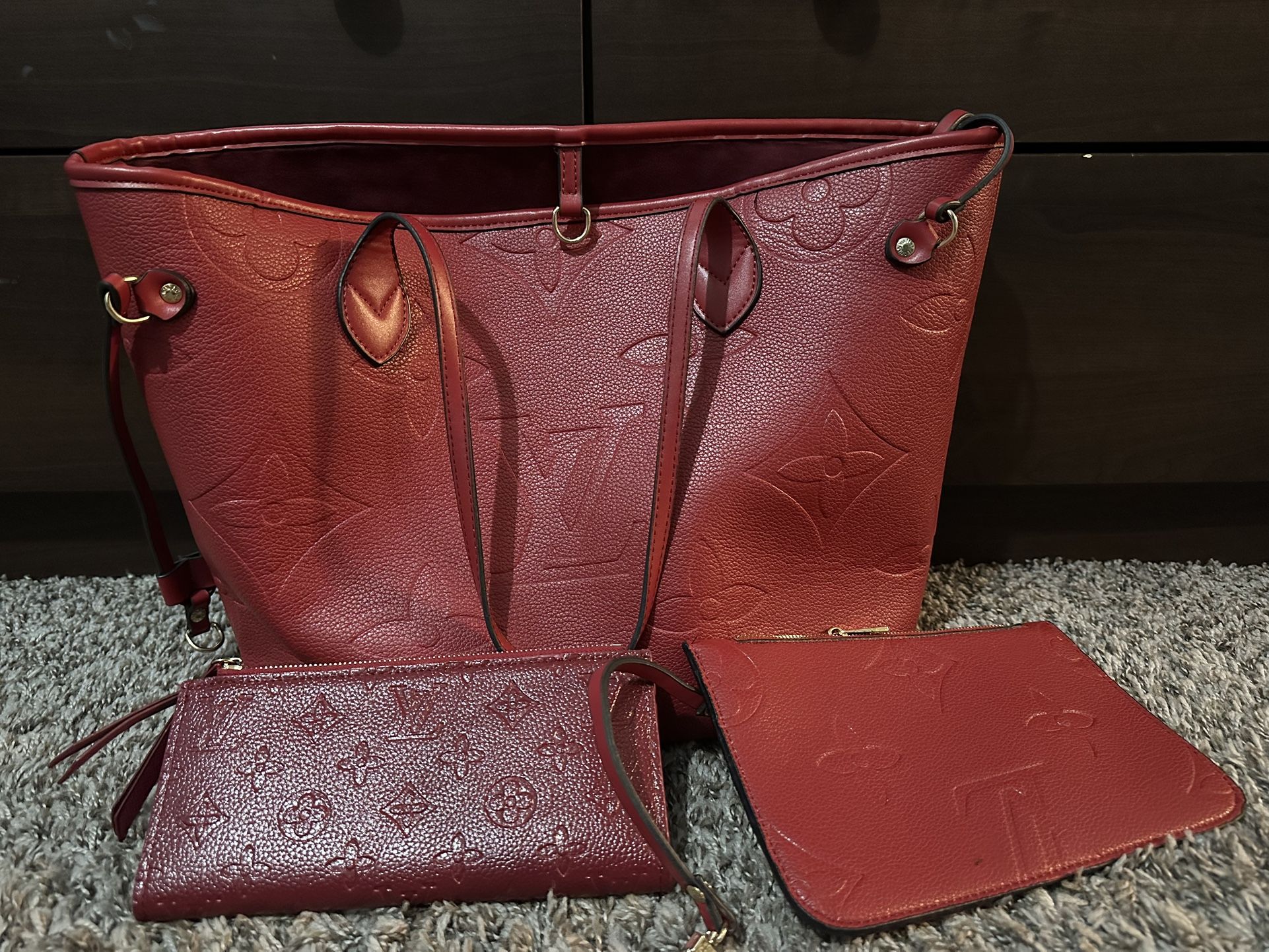 Red Tote With Long Wallet