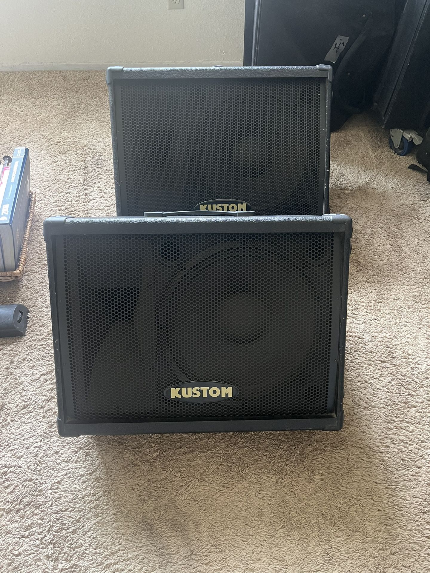 2 Kustom Monitor Speakers, Model Kpc 15m for Sale in Fallbrook, CA ...