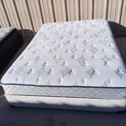 Serta Queen Mattress And Box Spring 