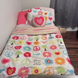 Twin &Queen Bunk Bed With Mattress Topper 