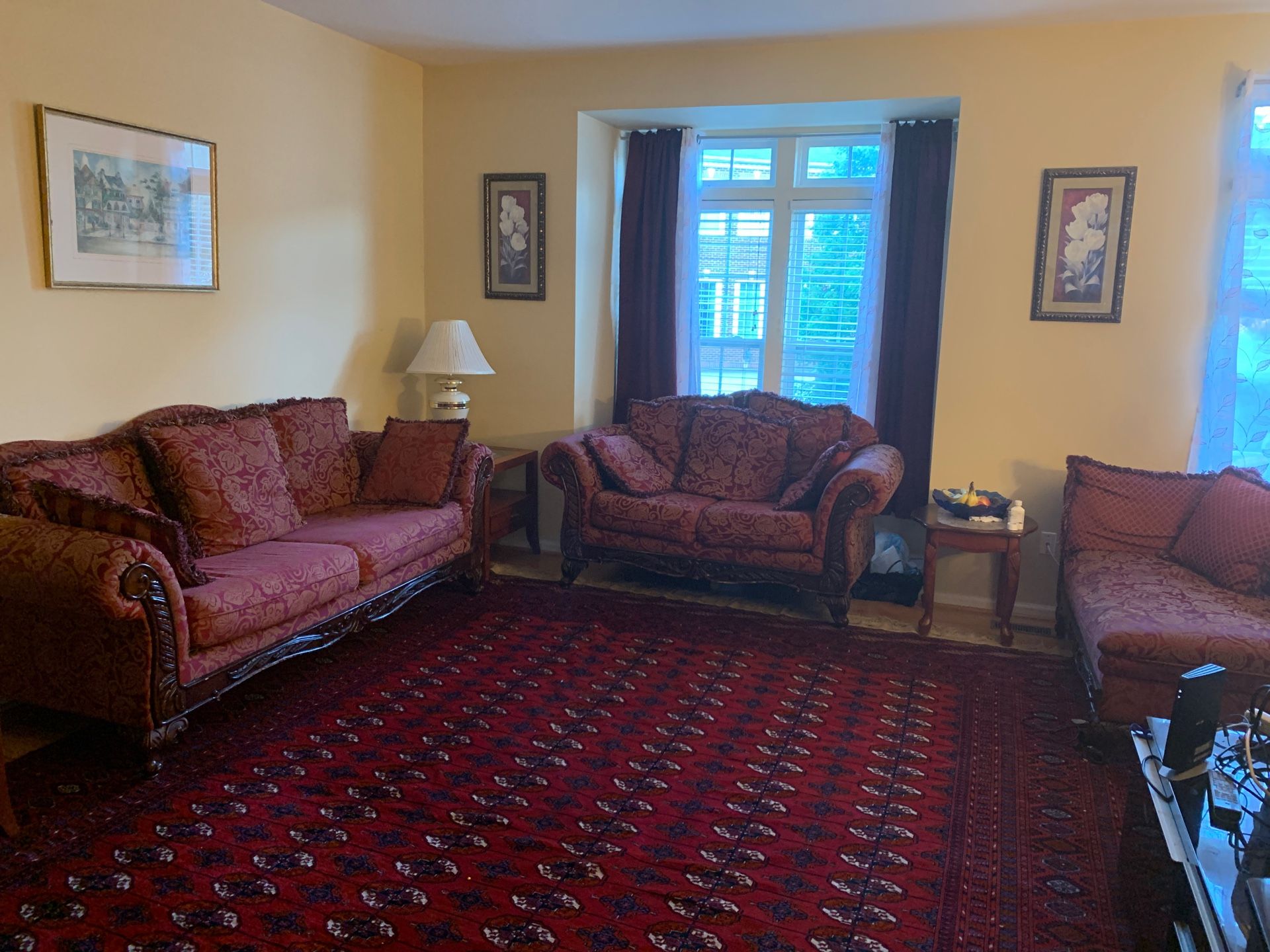 3 Piece Couch set Great Condition Sofa Loveseat