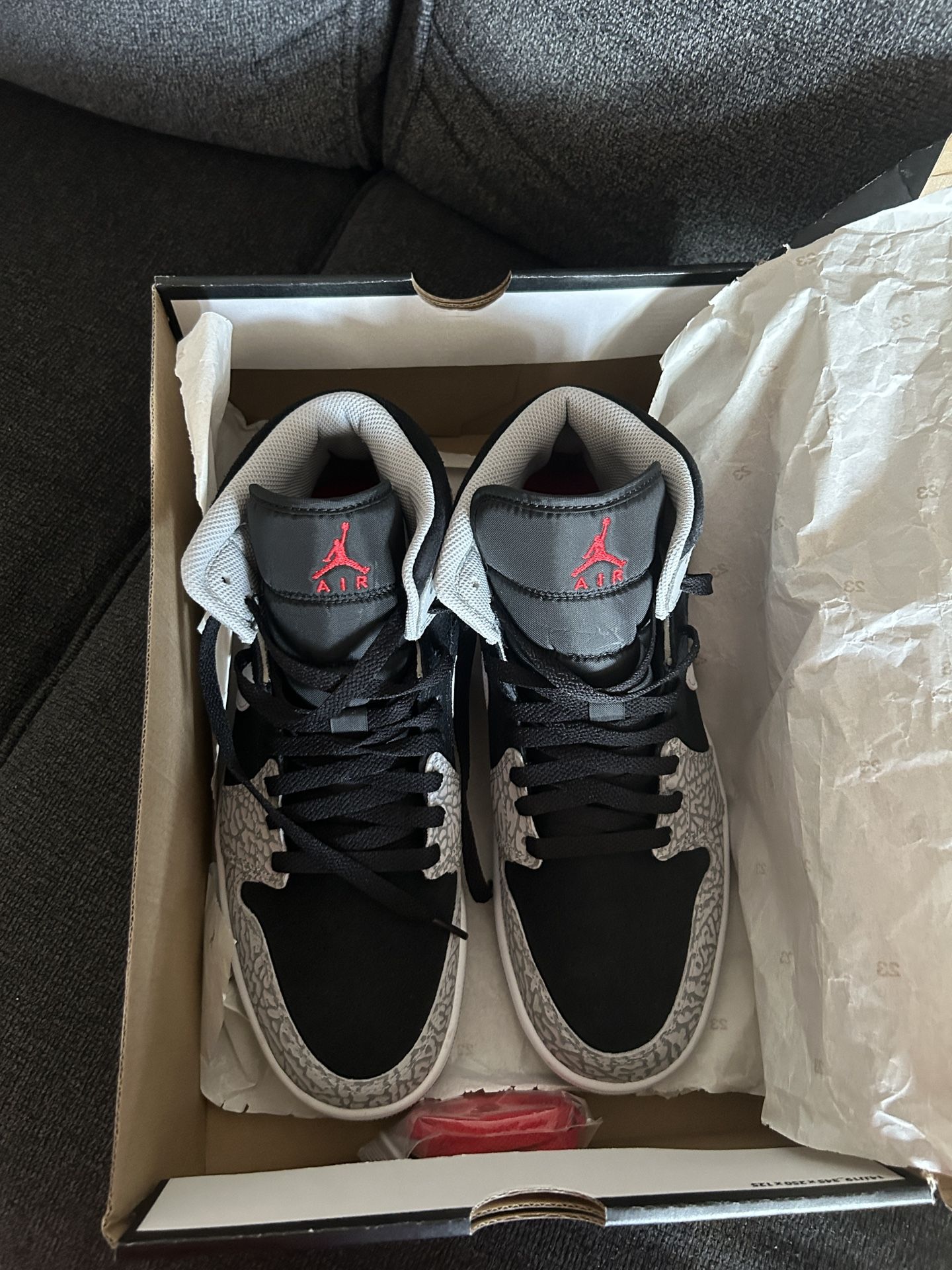 Shoes - AIR JORDAN 1 MID SE “Elephant Print”