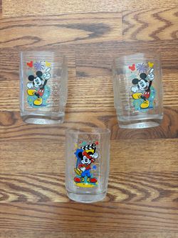 Mickey Mouse - Disney cups 2000