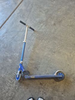 Razor scooter