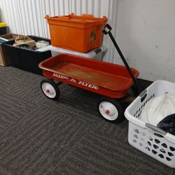 Raidio Flyer Metal Wagon