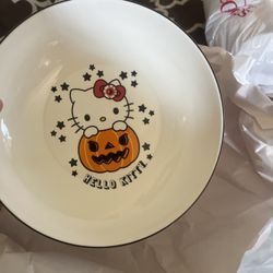 Hello Kitty Ceramic Plate Halloween