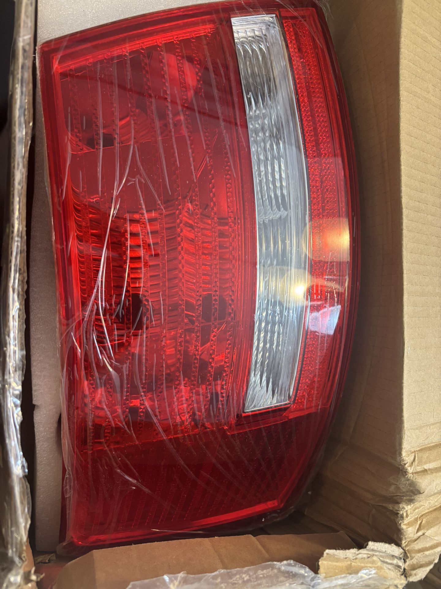 Tail Lights Compatible with 2006-2008 Audi A6,2006-2008 Audi A6 Quattro,2007-2008 Audi S6