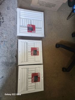 4 Way Ventalation Wall or Ceiling Air Flow Registers