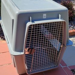 DOG CRATE-KENNEL,  Air Travel Approved,  Petmate SKY KENNEL 