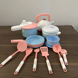 Toy Kitchen Set 