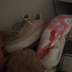 Pink Nikes Only Worn Once But A Little Bit Dirty But Can Be Cleaned Really Easy 