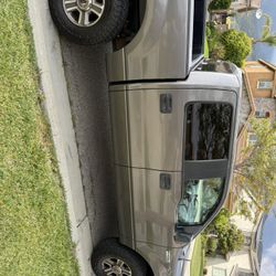2007 Ford F-150 SuperCrew V8 – Apple CarPlay – Clean Title