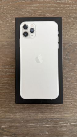 iPhone 11 Pro Max (256 G) - Works Great, Back Cracked