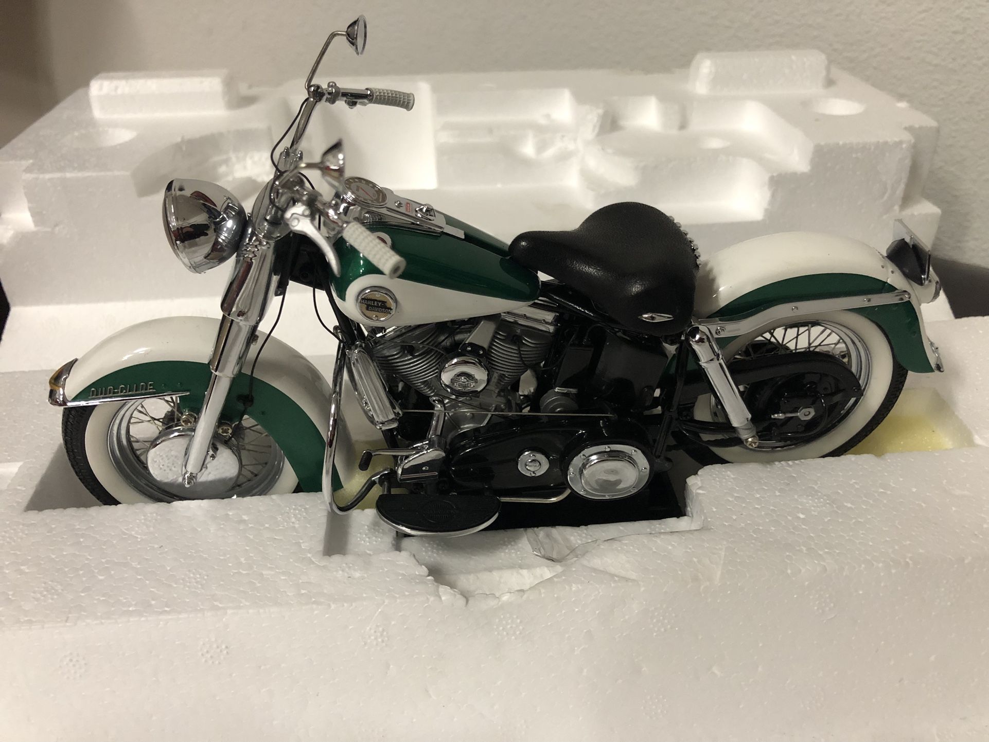 Franklin Mint Harley Davidson 1958 Duo Glide