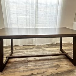 Dining Table Seats Six 