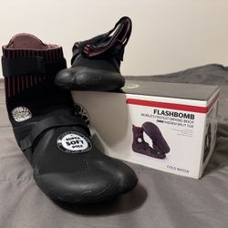 Brand New Rip Curl Flashbomb 3mm Hidden Split Toe Booties