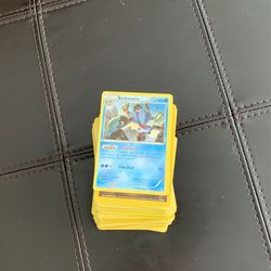 Pokémon Card  96 Card Lot With 6 Code Cards