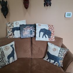 Safari Decor Pillow Cases And Painting 