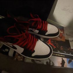 Jordan 1s Size 12