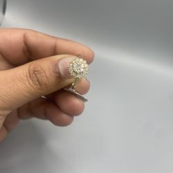 18KT Gold And Diamond Ring