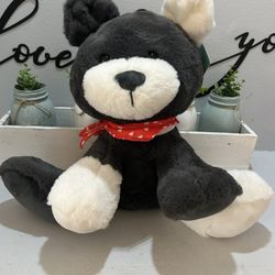 Hug Me" stuffed dog Brand New With Tags 