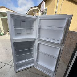 Frigidaire Refrigerator