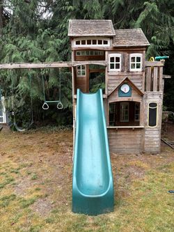 Wooden Kids Outdoor Playset with Slide and Swings