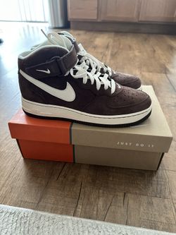 Air Force 1 Mid QS “Chocolate” Size 9.5
