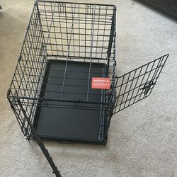 Dog Kennel, Wire 24x17x19 W/ Double Doors. Excellent Condtion 
