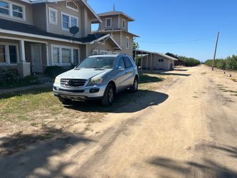 2008 Mercedes Benz ML350 $3000 or best offer