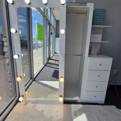 Vanity Closet $549 CASH 😱😍