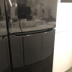 Frigidale Refrigerator 30 Inch 